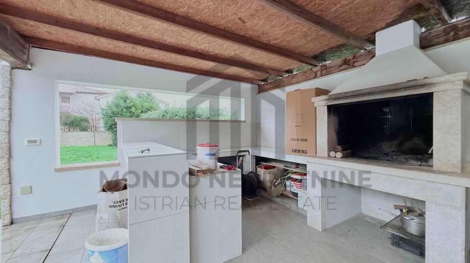 House&comma; 250 m2&comma; For Sale&comma; Pula