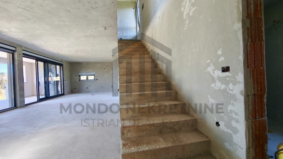 Istra&comma; Rakalj&comma; obiteljska ku&cacute;a 254 m2 s bazenom 32 m2