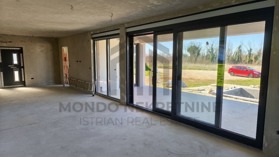 Istra&comma; Rakalj&comma; obiteljska ku&cacute;a 254 m2 s bazenom 32 m2