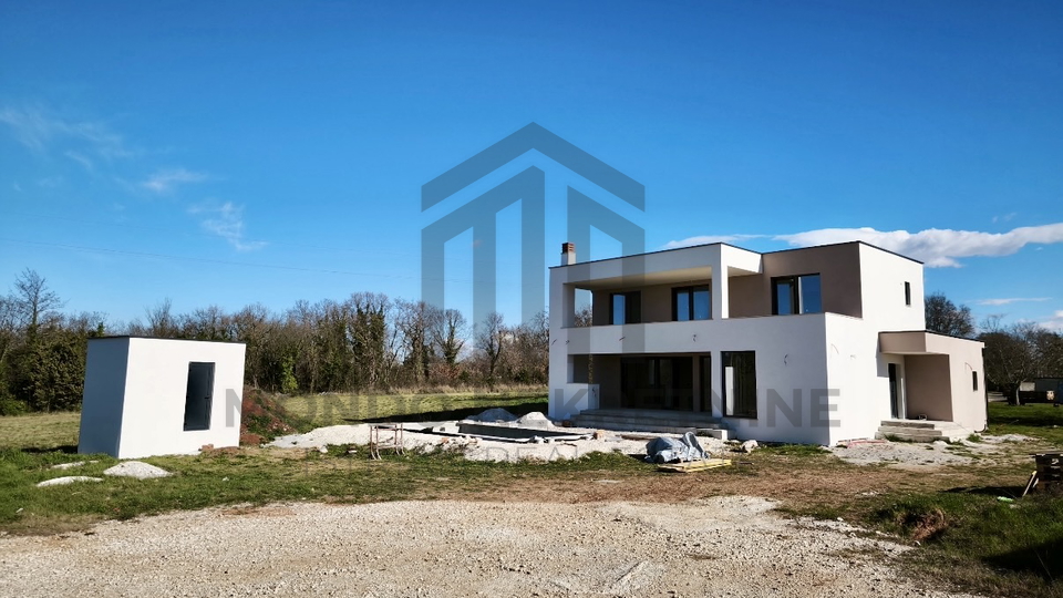 Istra&comma; Rakalj&comma; obiteljska ku&cacute;a 254 m2 s bazenom 32 m2