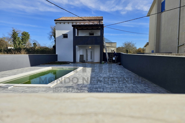 House, 85 m2, For Sale, Žminj