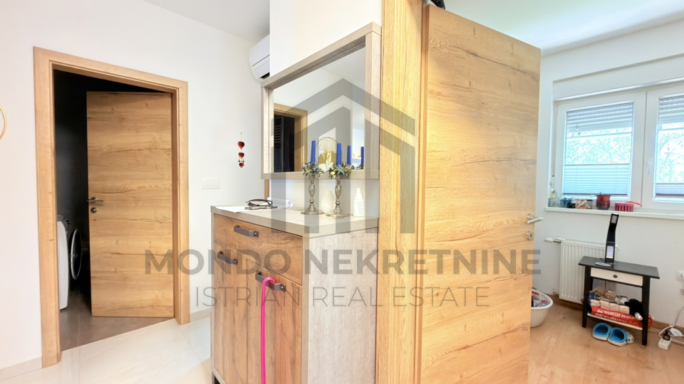 Istra&comma; Pula - trosoban stan 85 m2