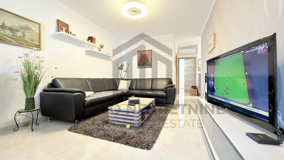 Istra&comma; Pula - trosoban stan 85 m2