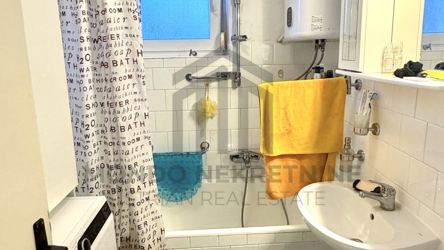 Istra&comma; Pula - trosobni stan 83 m2