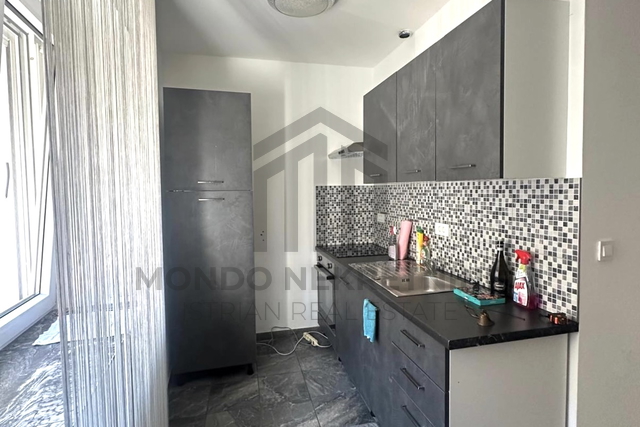 Renoviran stan u centru Pule 50 m2