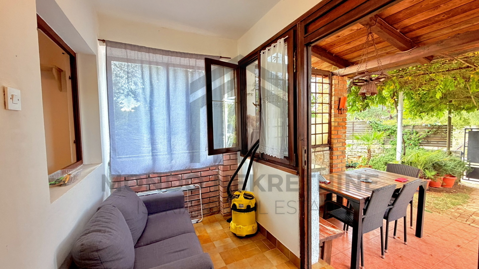 Valtura - samostoje&cacute;a ku&cacute;a 170 m2 s bazenom