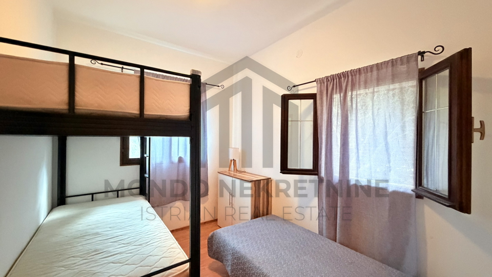 Valtura - samostoje&cacute;a ku&cacute;a 170 m2 s bazenom