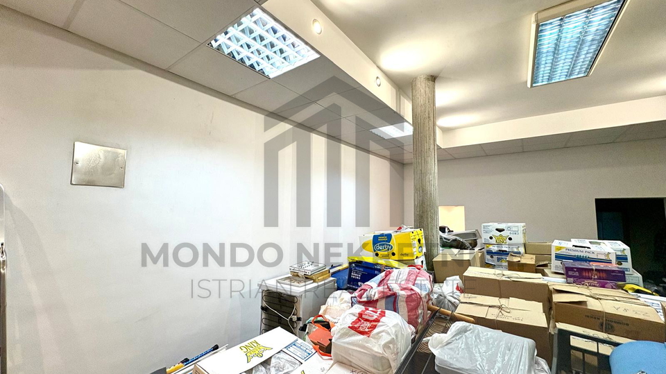 PULA &ndash; STAN U PRIZEMLJU &ndash; MOGU&Cacute;A PRENAMJENA U POSLOVNI PROSTOR