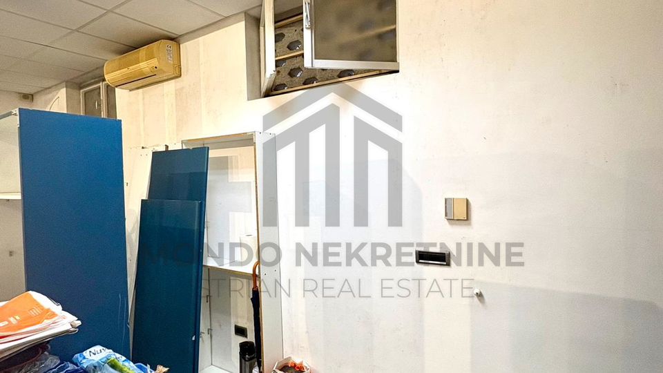 PULA &ndash; STAN U PRIZEMLJU &ndash; MOGU&Cacute;A PRENAMJENA U POSLOVNI PROSTOR