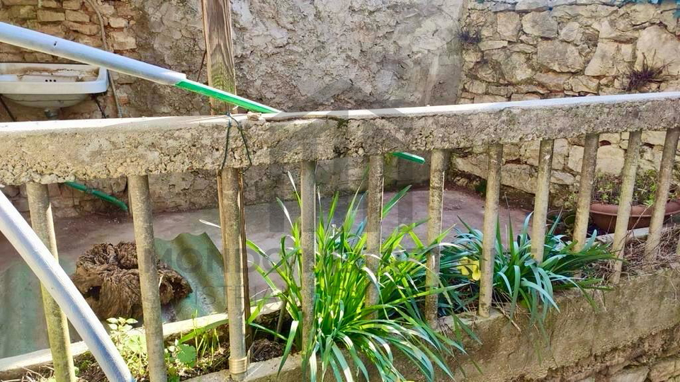 EKSKLUZIVNA PRODAJA &ndash; KU&Cacute;A ZA OBNOVU U VODNJANU