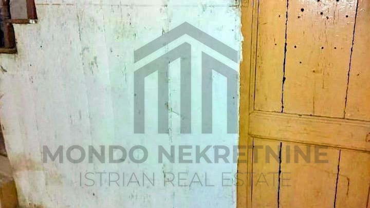 EKSKLUZIVNA PRODAJA &ndash; KU&Cacute;A ZA OBNOVU U VODNJANU