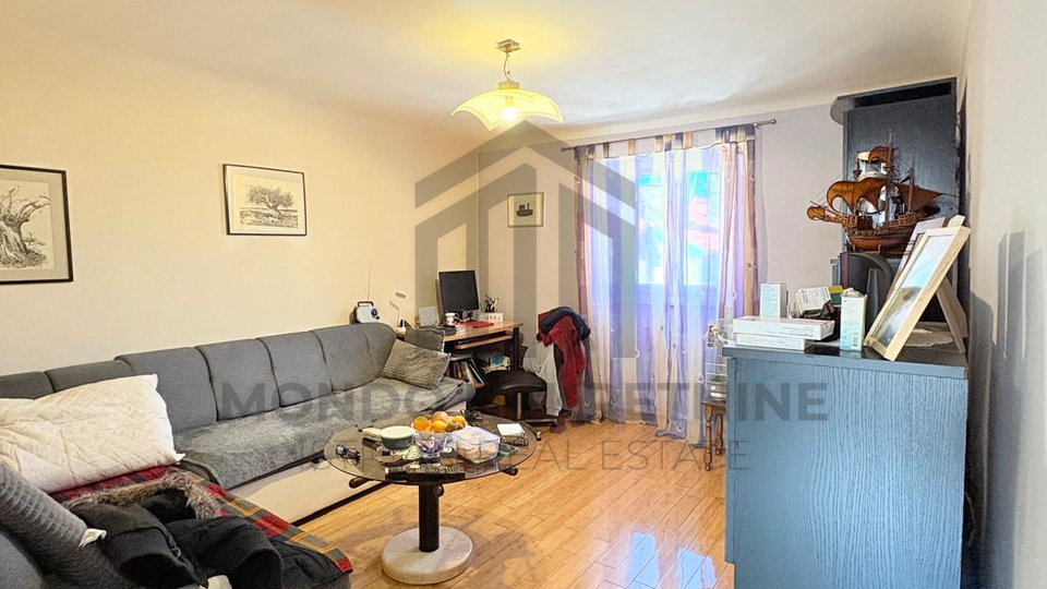 Stan u centru Pule &ndash; blizina Arene&comma; 38 m&sup2;&comma; useljiv &ndash; 136&period;000 &euro;