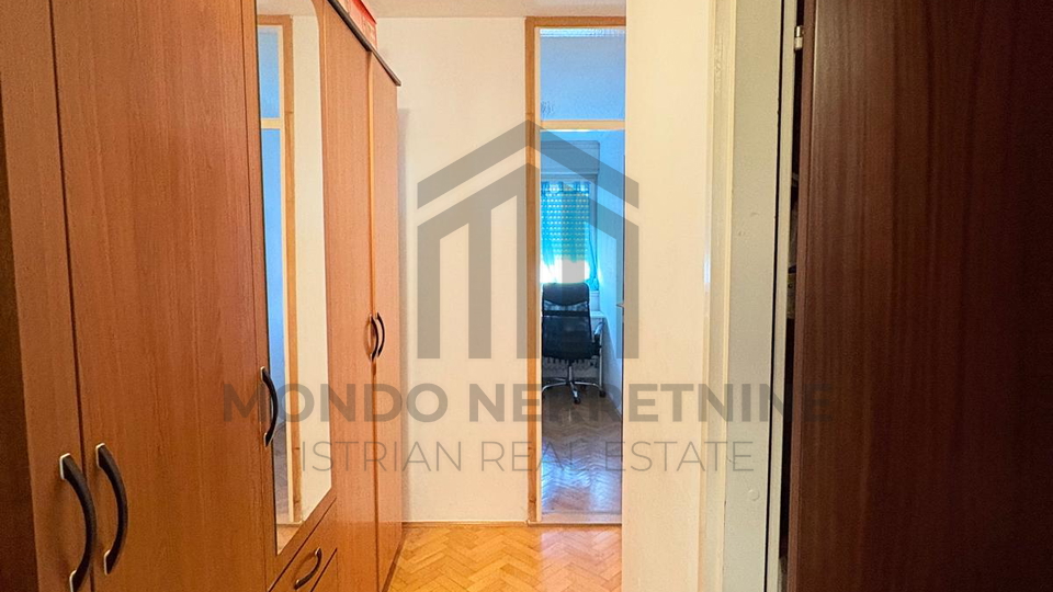 Prostran trosoban stan u Puli &ndash; 83&comma;94 m&sup2; na odli&ccaron;noj lokaciji