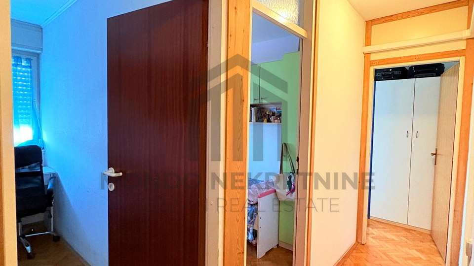 Prostran trosoban stan u Puli &ndash; 83&comma;94 m&sup2; na odli&ccaron;noj lokaciji
