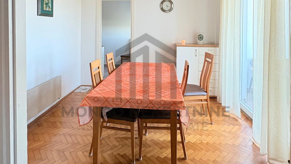 Prostran trosoban stan u Puli &ndash; 83&comma;94 m&sup2; na odli&ccaron;noj lokaciji