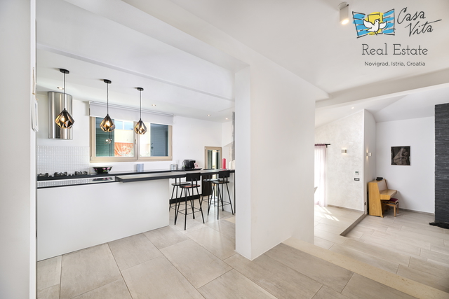 ISTRA, UMAG- Prostrana i kvalitetna kuća nedaleko Umaga