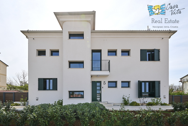 ISTRA, UMAG- Prostrana i kvalitetna kuća nedaleko Umaga