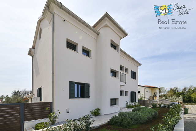 ISTRA, UMAG- Prostrana i kvalitetna kuća nedaleko Umaga