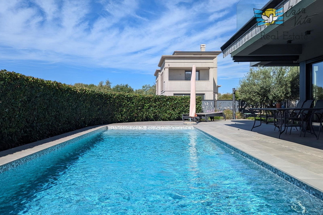 ISTRA, POREČ - Moderna dvojna kuća 500m od mora!