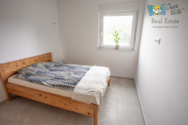ISTRA, TAR – Wohnung im ersten Stock eines Gebäudes mit Aufzug!