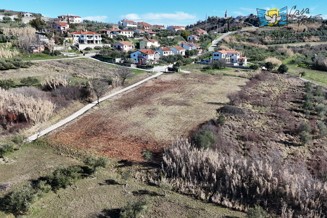 Istria, terreno edificabile per una casa bifamiliare, Buie