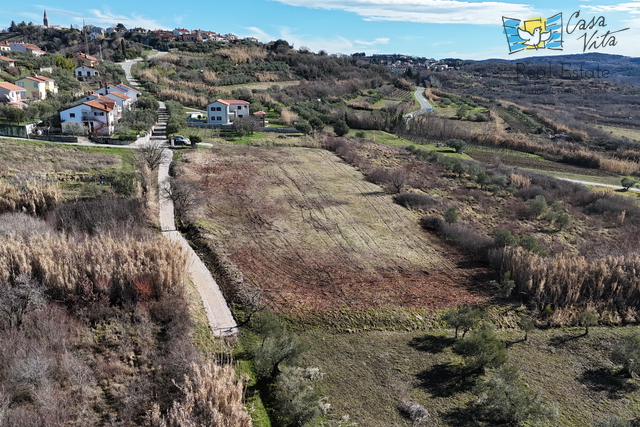 Istria, terreno edificabile per una casa bifamiliare, Buie