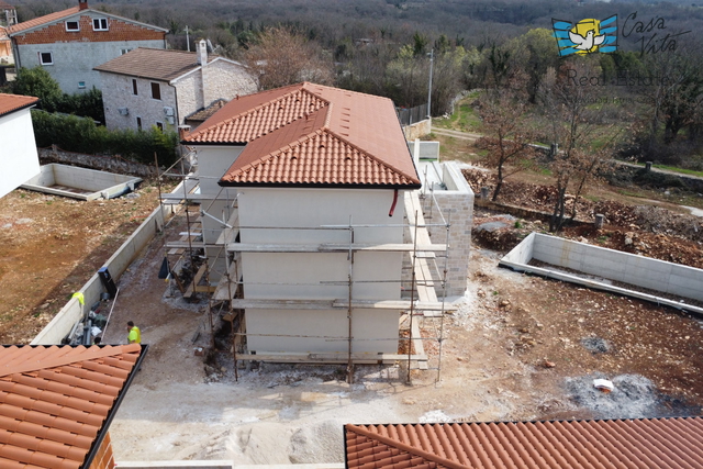 Nuova casa con piscina in Istria