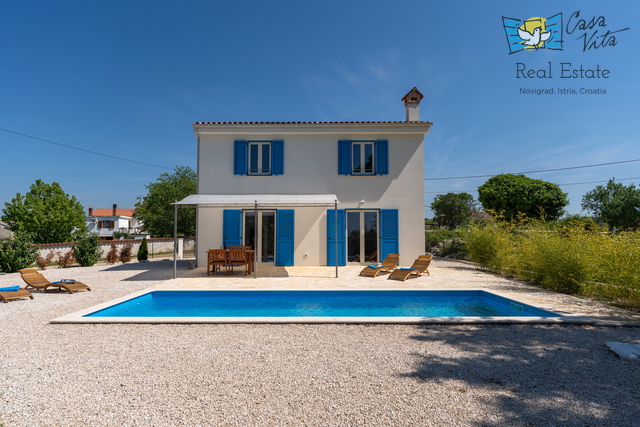 Casa indipendente nelle vicinanze di Parenzo con piscina!