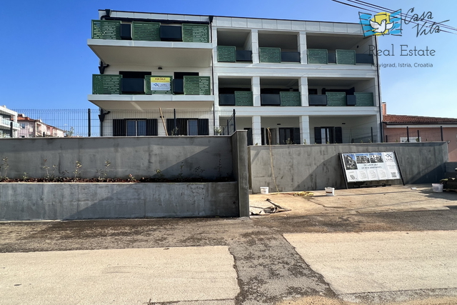 Appartamento bello e spazioso al piano terra di un edificio nuovo - Cittanova!