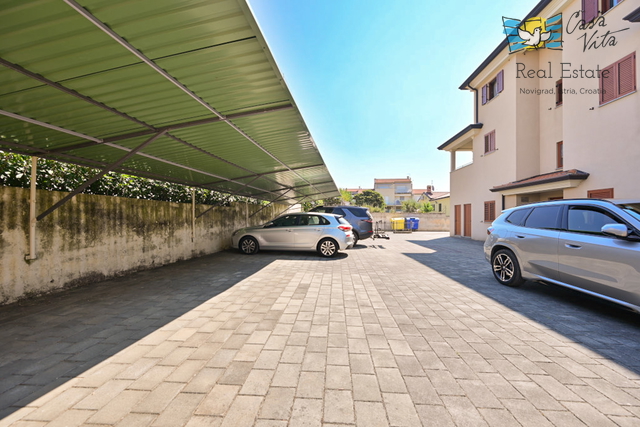 Apartment in Novigrad, ground floor with sea view