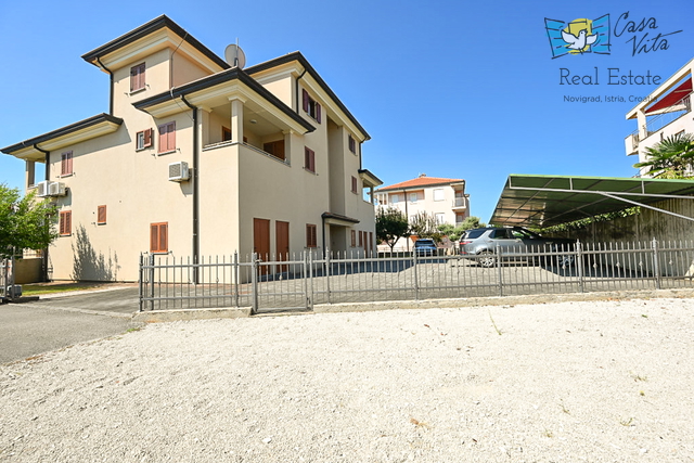 Apartment in Novigrad, ground floor with sea view