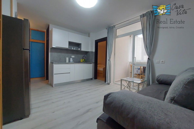 Renovated apartment in Červar Port - 300m from the sea!