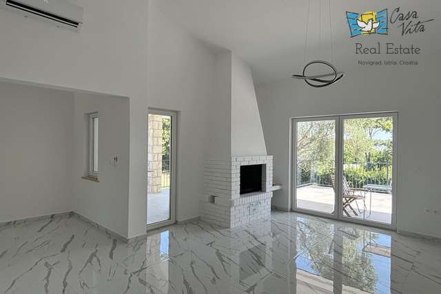 Casa, 372 m2, Vendita, Zambratija