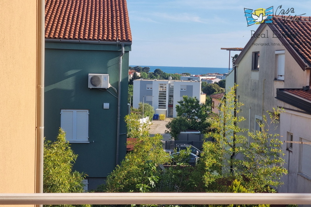 ISTRA, NOVIGRAD - Wohnung mit zwei Schlafzimmern und schönem Meerblick!
