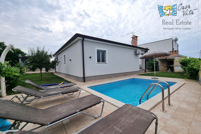 ISTRA,POREČ - Prizemnica u okolici grada Poreča 2000m od mora!