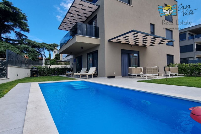 ISTRA, TAR - Ampio appartamento con piscina