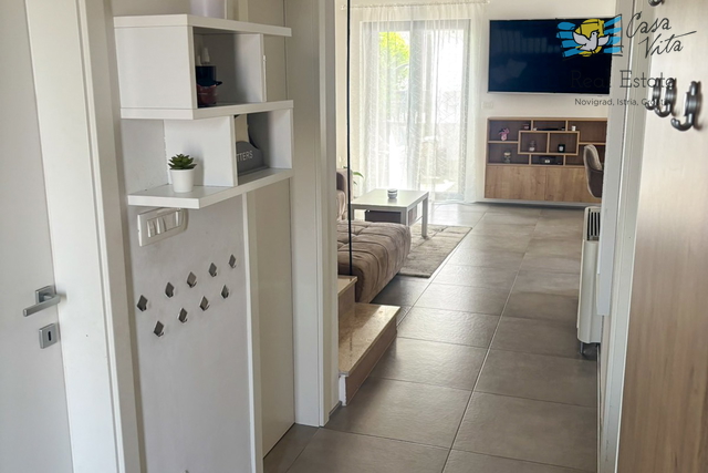 ISTRA, NOVIGRAD - Modernes Haus in super Lage, nur 600 m von den wunderschönen Stränden von Novigrad entfernt!