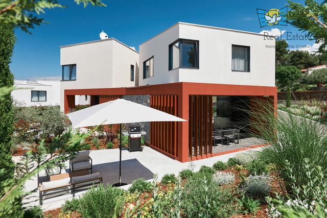 ISTRA, POREČ - Moderna kuća sa bazenom u okolici Poreča