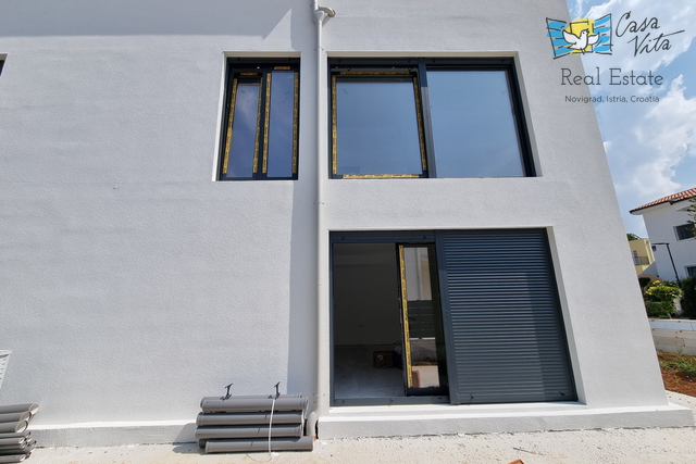Semi-detached house with 200 m2 garden, 3 km from the sea!!
