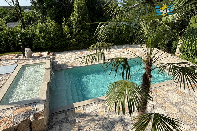 Casa, 372 m2, Vendita, Zambratija