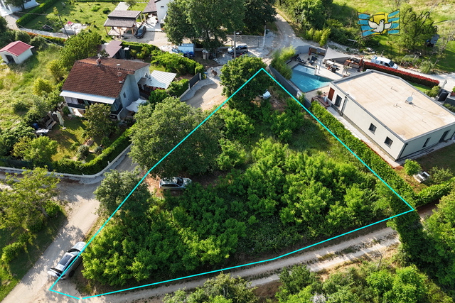 Grundstück, 841 m2, Verkauf, Poreč - Matulini