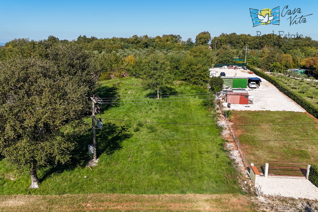 ISTRA, VIŠNJAN - Građevinsko zemljište sa projektom za stambenu zgradu