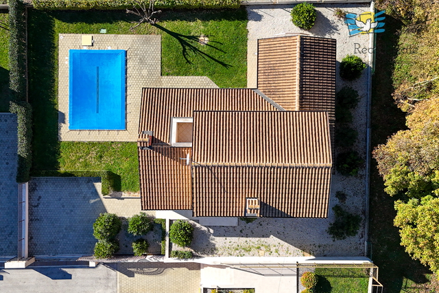 Istra, Poreč - Samostojeća kuća 12km od mora i centra grada Poreča!