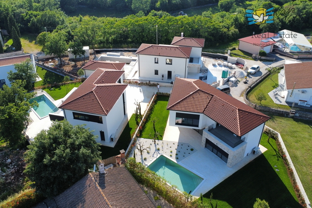 Detached house in Istria with a swimming pool