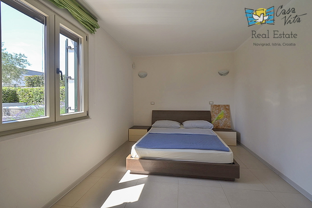 ISTRA, NOVIGRAD - Bellissima e spaziosa casa con piscina a 3 km dal mare!