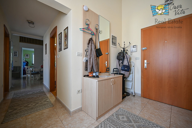 Geräumige Wohnung in Novigrad - 1200 m vom Meer und Stadtzentrum entfernt!