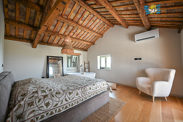 ISTRA, BUJE - Beautiful stone house in the heart of the town of Buje!