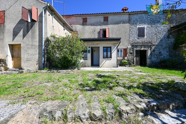 Casa, 220 m2, Vendita, Buje