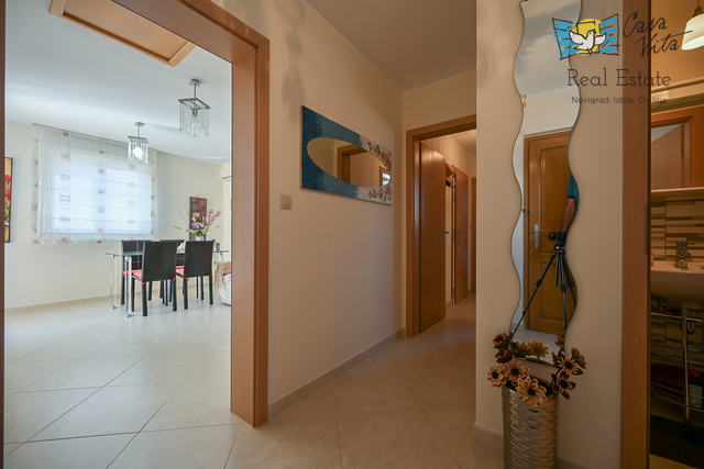 ISTRA, NOVIGRAD - Apartment with two bedrooms and a beautiful sea view!