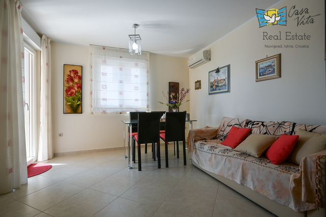 ISTRA, NOVIGRAD - Apartment with two bedrooms and a beautiful sea view!